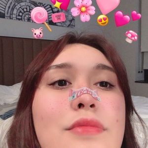 Meet your Posher, Valeria